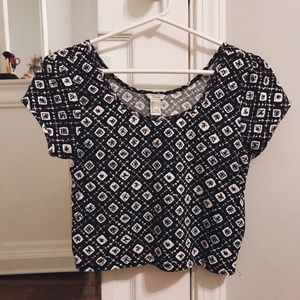 Forever 21 Bohemian patterned scoop neck crop top